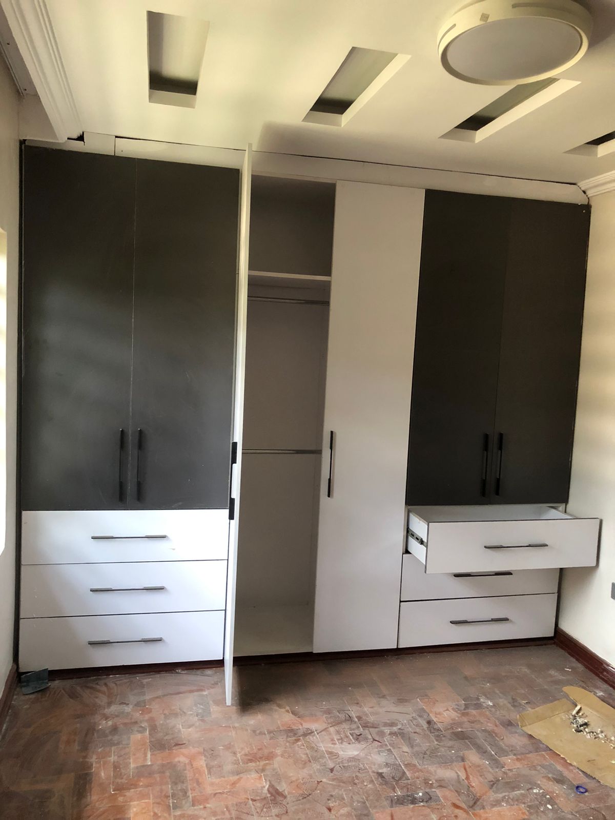 3 Bedroom Bungalow on a 60x100 with a detached SQ