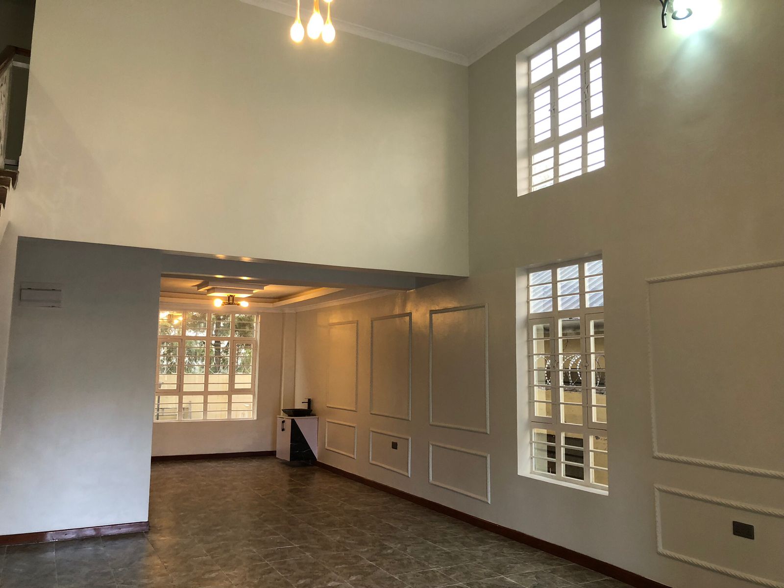 4 Bedroom classy Maisonette 