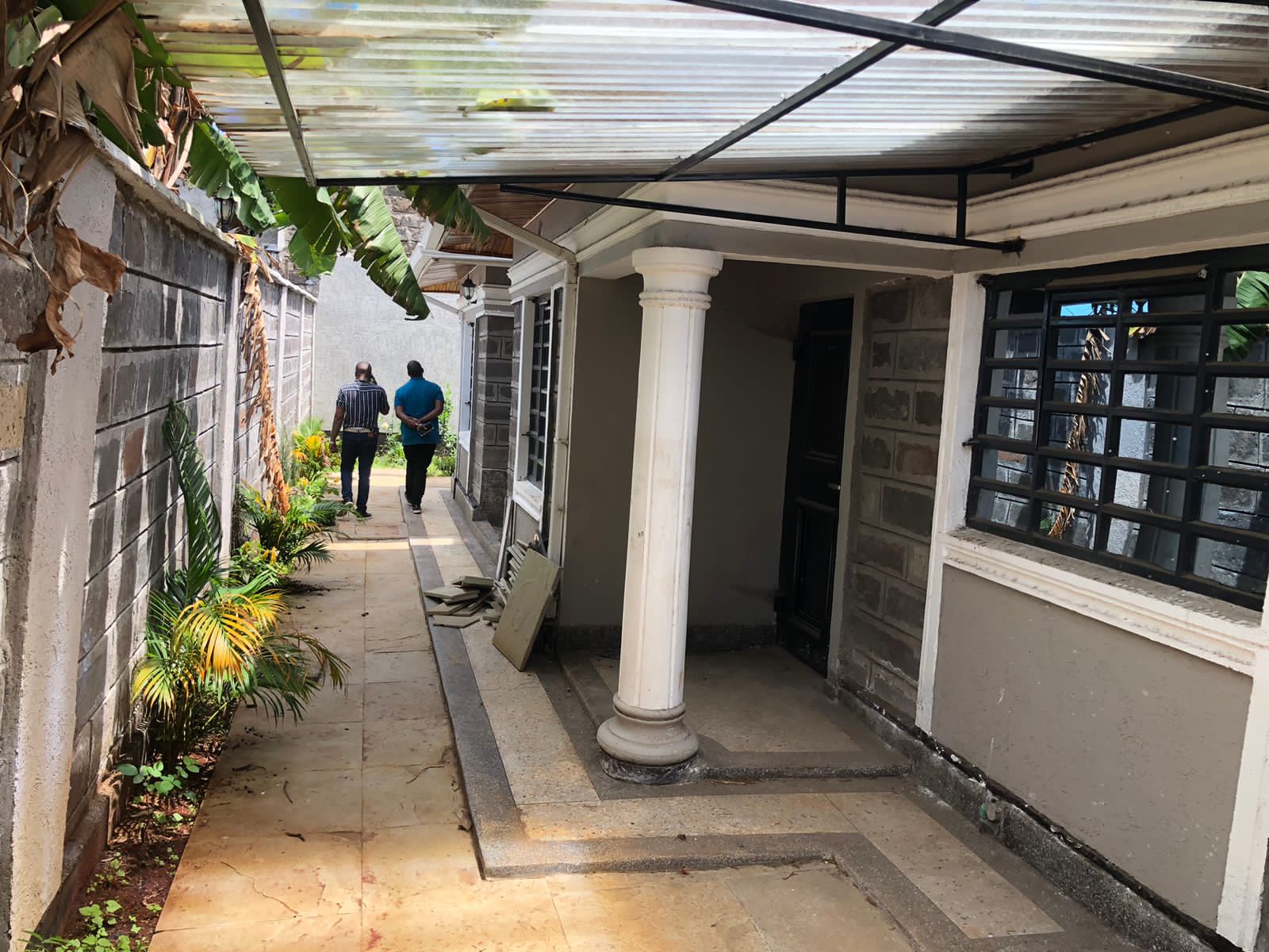 3 Bedroom Bungalow on a 60x100 with a detached SQ