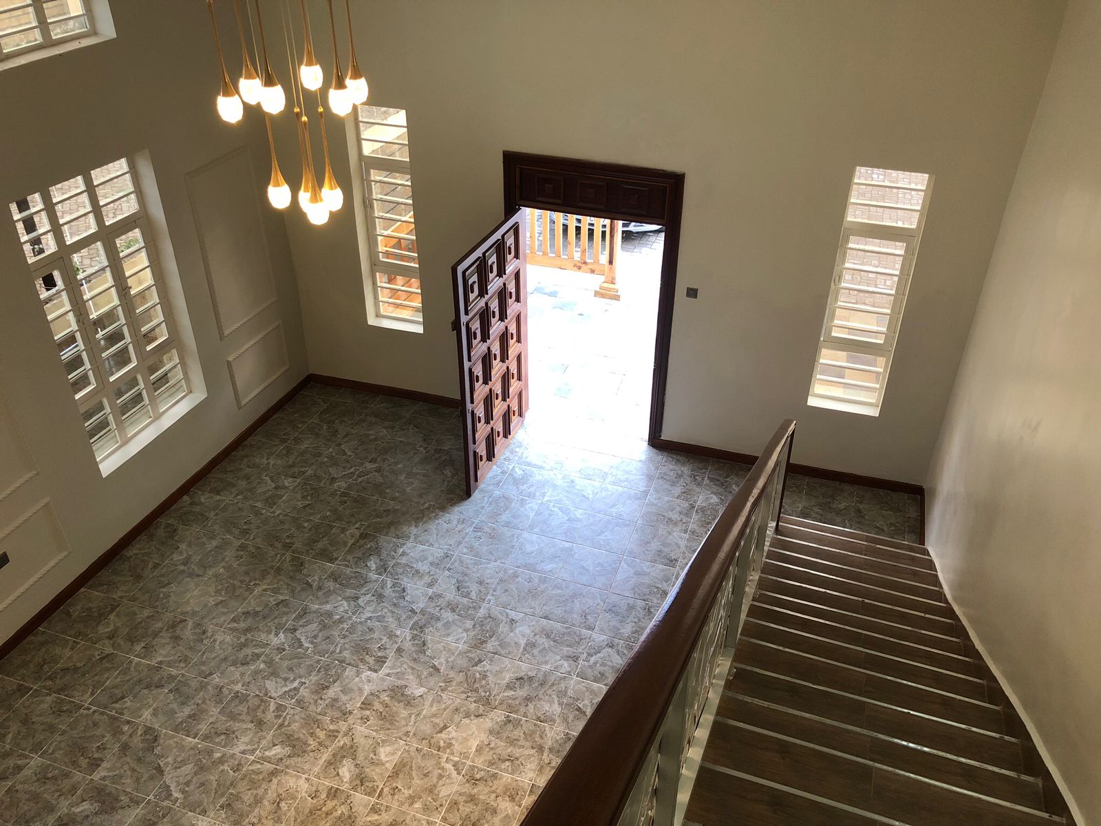 4 Bedroom classy Maisonette 