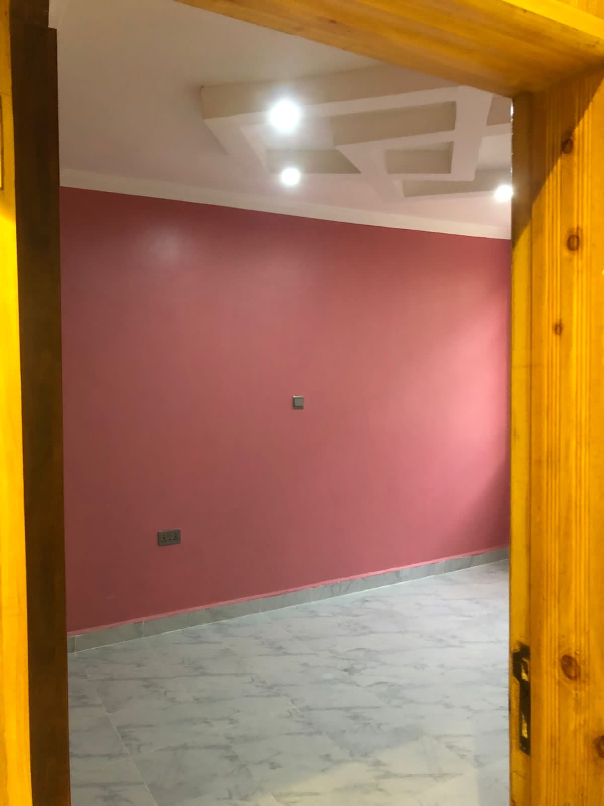 4 Bedroom classy Maisonette 