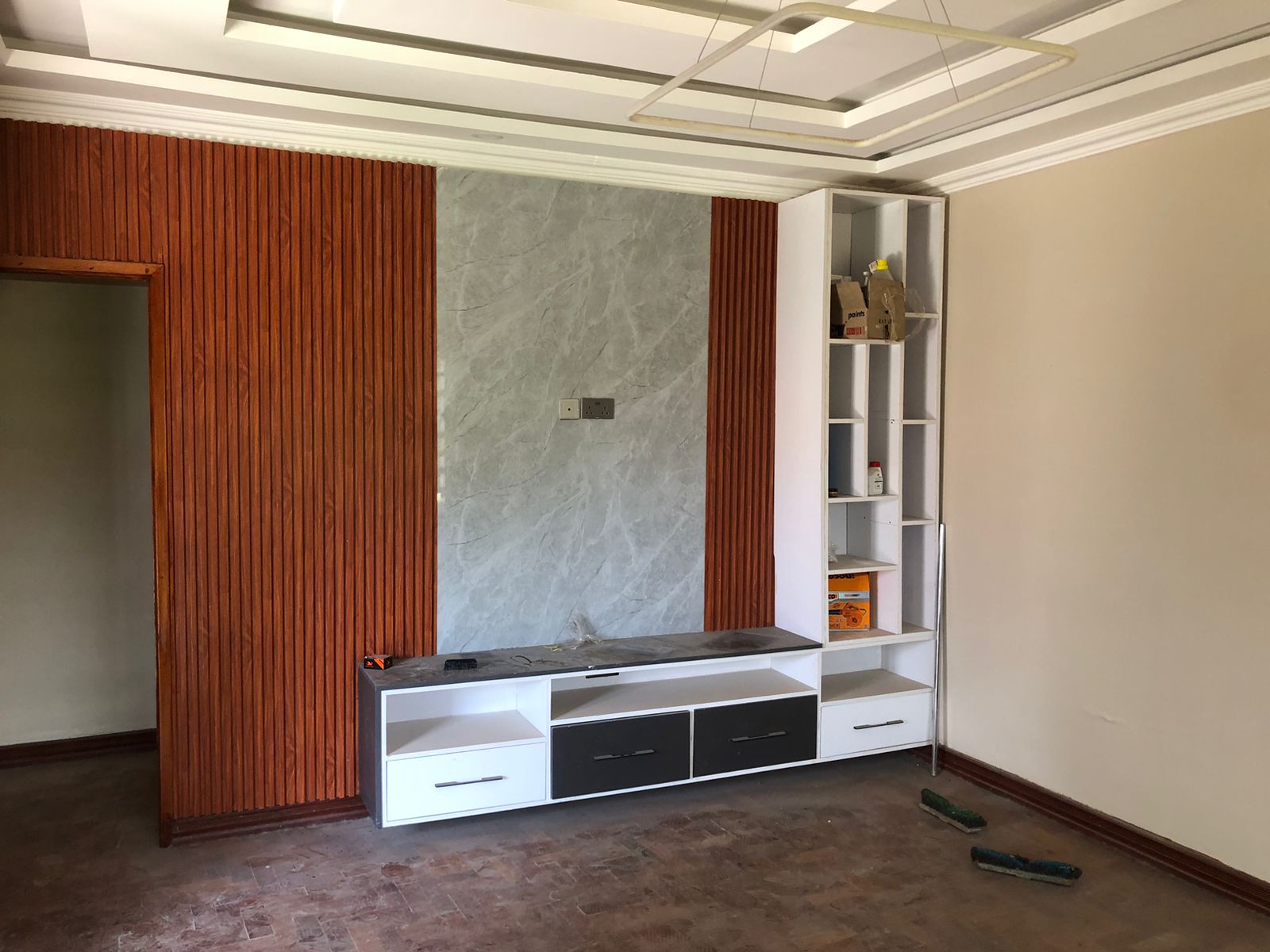 3 Bedroom Bungalow on a 60x100 with a detached SQ